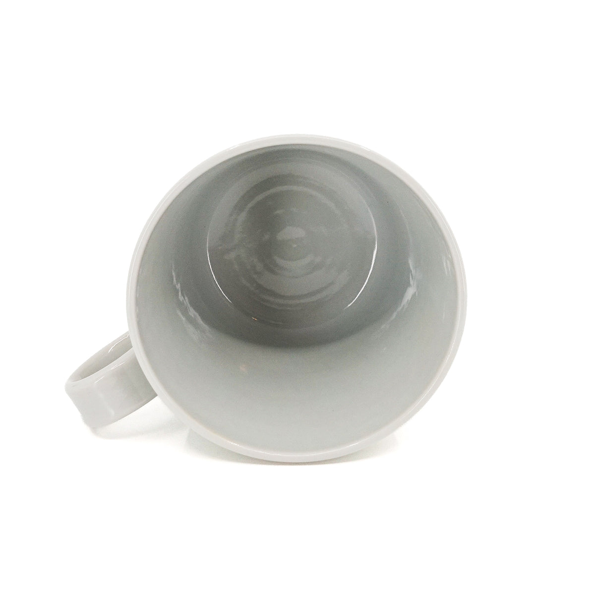 Frog with a Leaf on a Rainy Day Kutani Mug